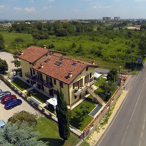 Residenza La Ricciolina فيرونا